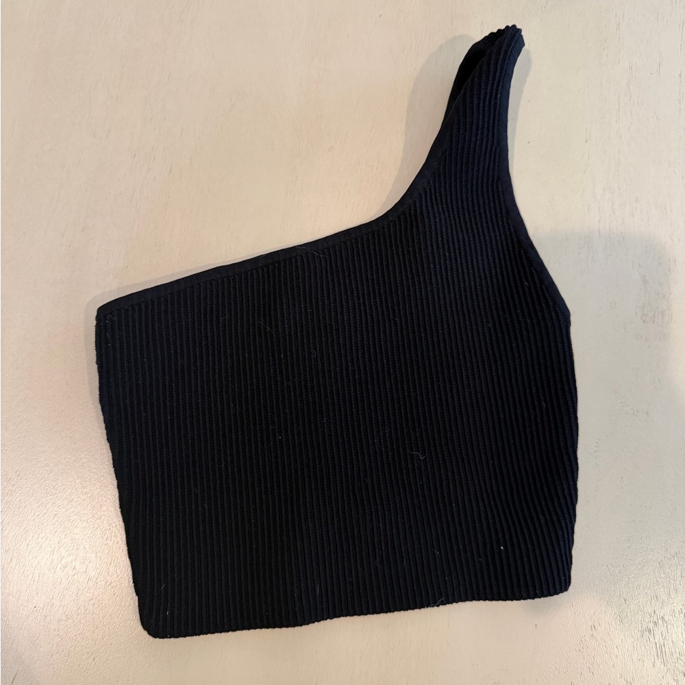Aritzia One-Shoulder Crop Top
